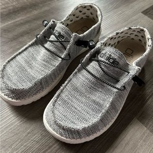 Hey Dude women shoes